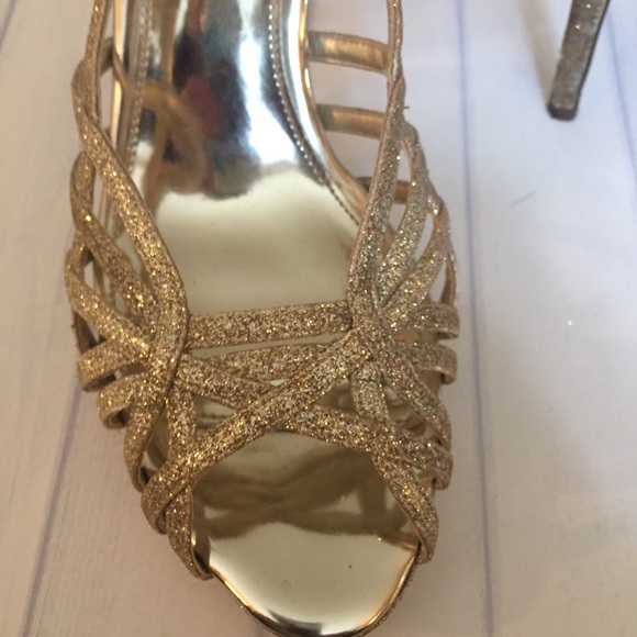 Nina New York gold glitter platform heels - Picture 2 of 8
